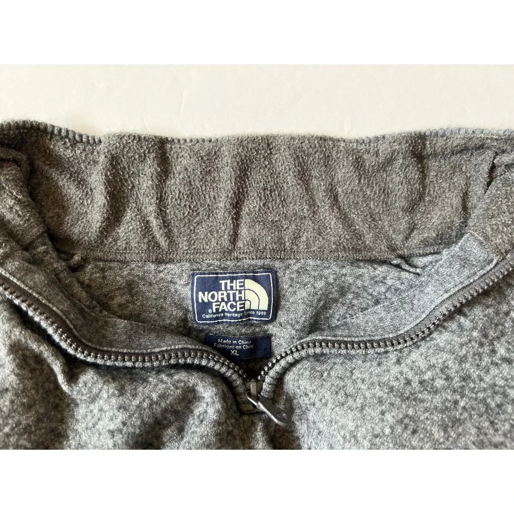 THE NORTH FACE - TNF- Men's Wool Gray 1/4 Zip‎ Pullover Sweater  - Large**
